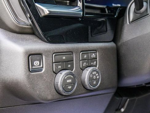 New 2026 Chevrolet Silverado 2500 LT w/ All Star Edition AWD/4WD image 40