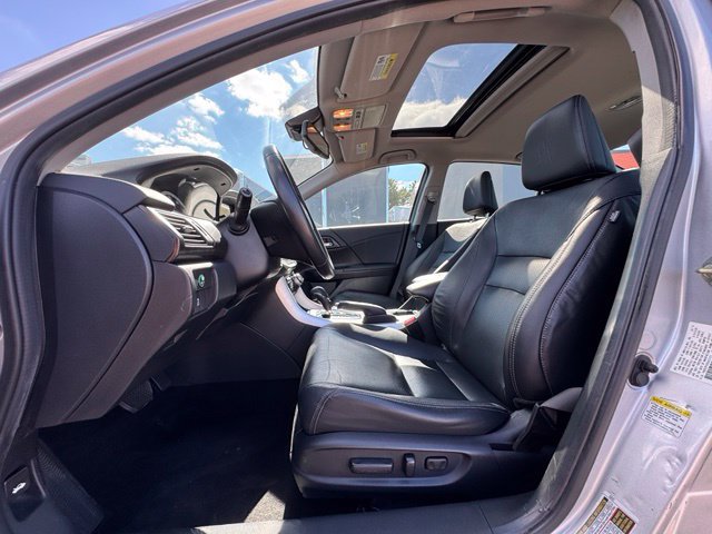 Used 2014 Honda Accord Touring image 10