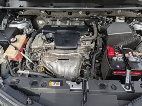 Used 2018 Toyota RAV4 SE w/ Power Extra Value Package AWD/4WD image 33