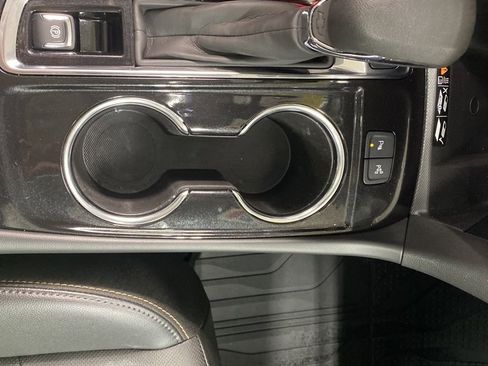 Certified 2024 Chevrolet Equinox Premier image 53