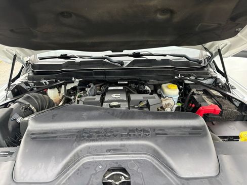 Used 2020 RAM 3500 Laramie RWD image 39