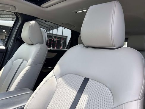 Certified 2025 MAZDA CX-90 3.3 Turbo w/ Preferred Package AWD/4WD image 29