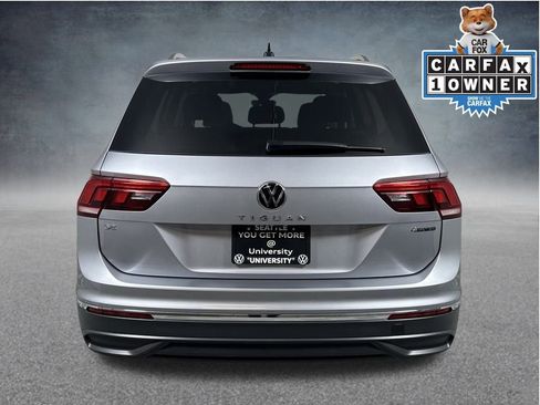 Used 2024 Volkswagen Tiguan SE image 7