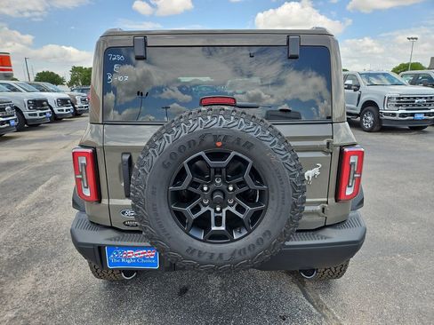 New 2026 Ford Bronco Badlands AWD/4WD image 10