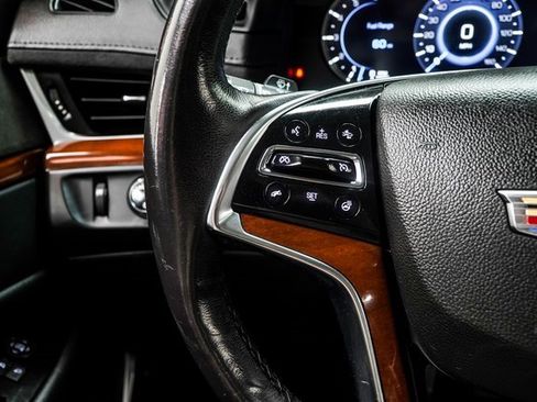 Used 2019 Cadillac Escalade Luxury image 29