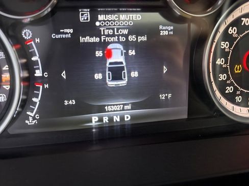 Used 2015 RAM 2500 Laramie image 18