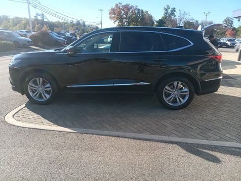 Used 2023 Acura MDX SH-AWD image 3
