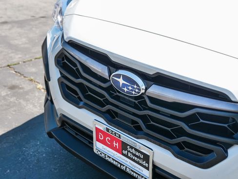 Used 2024 Subaru Crosstrek 2.0i Premium AWD/4WD image 11