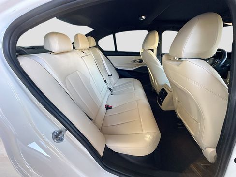 Used 2020 BMW 330i Sedan w/ Convenience Package image 28