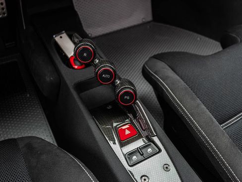 Used 2014 Ferrari 458 Speciale Coupe RWD image 5