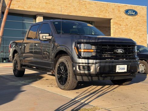 New 2025 Ford F150 XLT w/ Equipment Group 302A MID image 19