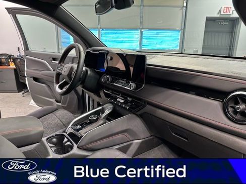 Used 2024 Chevrolet Colorado Z71 w/ Z71 Convenience Package 2 image 29