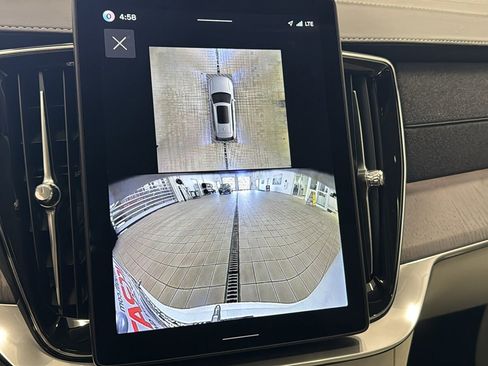 New 2026 Volvo XC90 T8 Ultra w/ Lounge Package AWD/4WD image 18