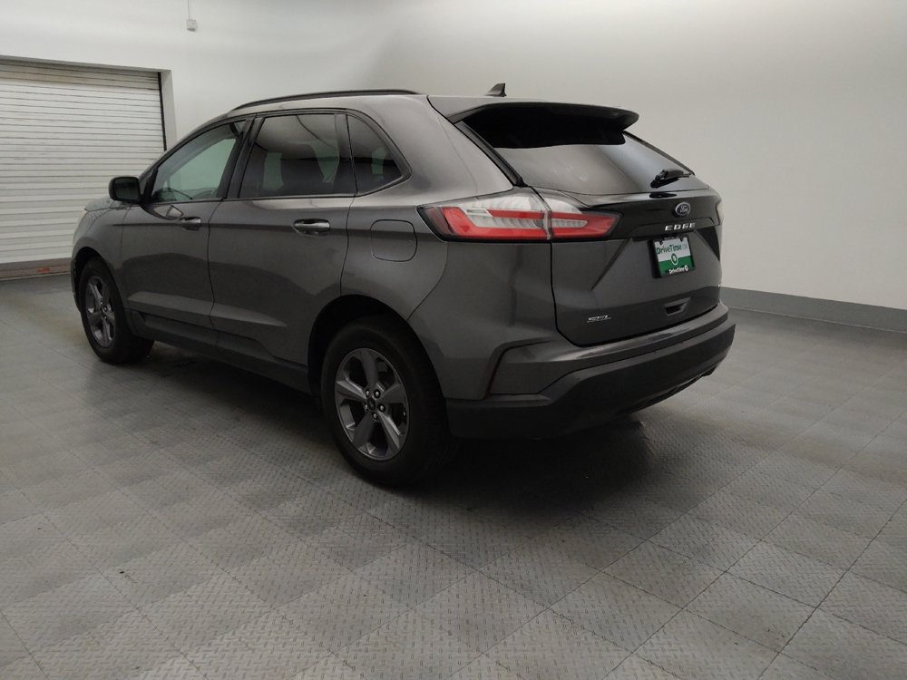Used 2024 Ford Edge SEL w/ Sport Appearance Package AWD/4WD image 5