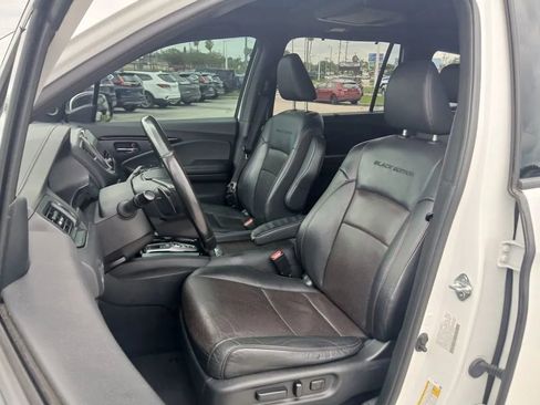 Used 2022 Honda Pilot Black Edition image 9