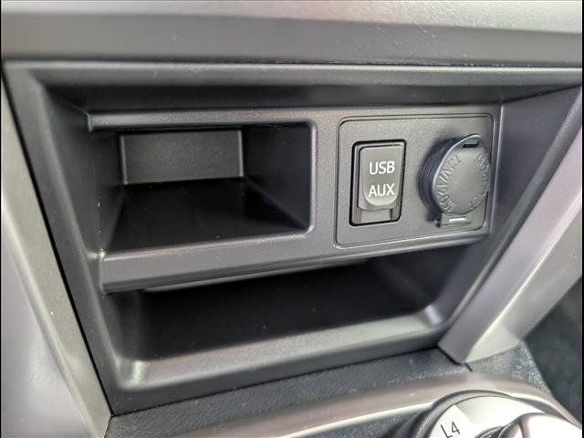 Used 2017 Toyota 4Runner SR5 Premium AWD/4WD image 17