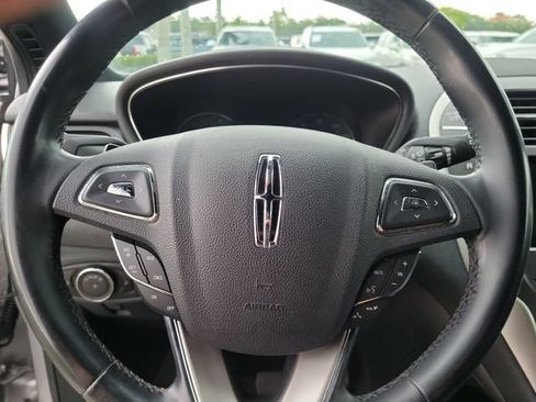 Used 2017 Lincoln MKC Select w/ Select Plus Package FWD image 20