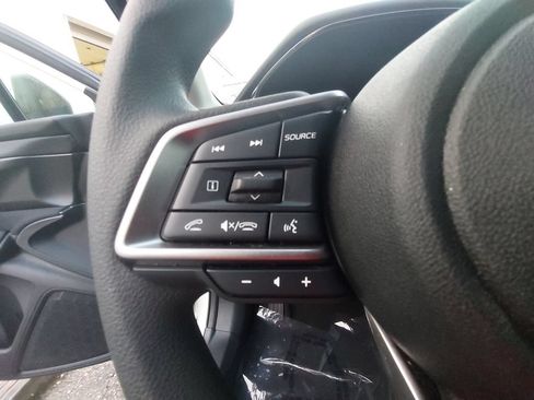 Used 2025 Subaru Outback AWD/4WD image 17