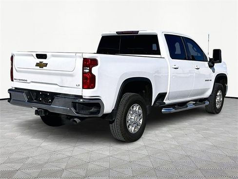 Used 2025 Chevrolet Silverado 2500 LT image 6