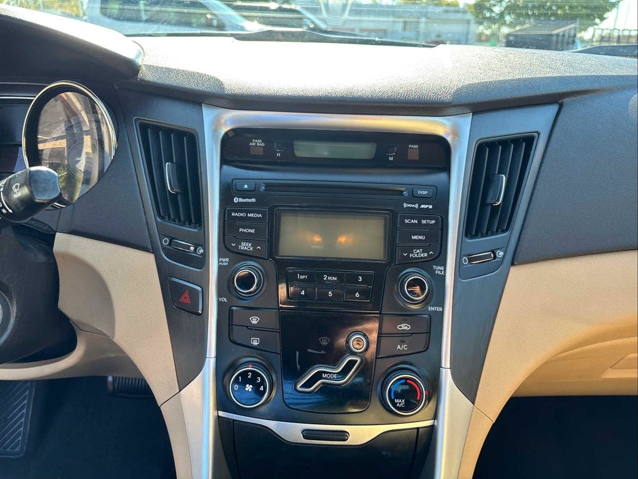 Used 2013 Hyundai Sonata GLS w/ Popular Equipment Pkg FWD image 12