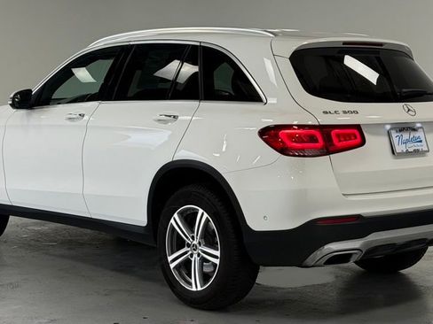 Used 2022 Mercedes-Benz GLC 300 4MATIC image 4