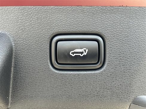 Certified 2025 Kia Sportage SX image 13