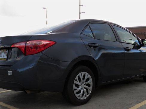 Used 2019 Toyota Corolla LE FWD image 6