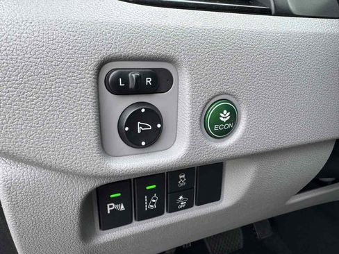 Used 2016 Honda Pilot Elite image 29