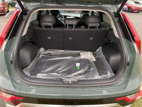 New 2026 Kia Niro SX image 28
