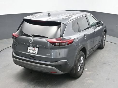 Used 2023 Nissan Rogue S AWD/4WD image 32
