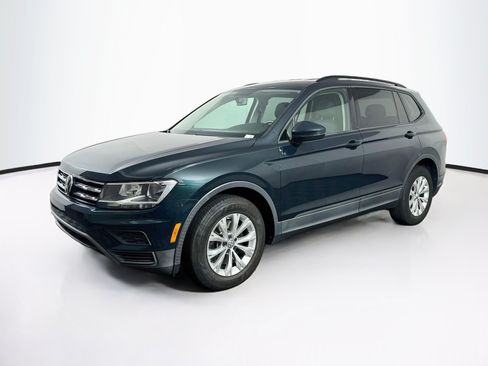 Used 2018 Volkswagen Tiguan S FWD image 3