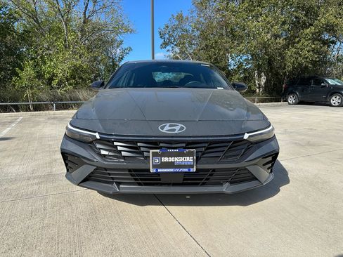 New 2026 Hyundai Elantra SEL Sport Premium w/ Cargo Package image 2