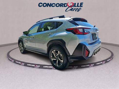 Used 2024 Subaru Crosstrek 2.0i Premium AWD/4WD image 5