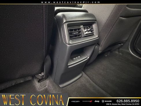 Used 2025 Honda CR-V EX image 30