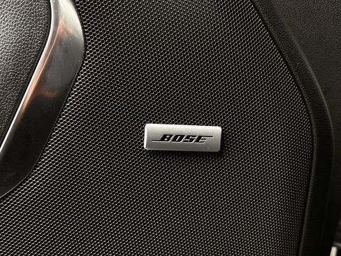 Used 2024 Chevrolet Suburban Premier image 26