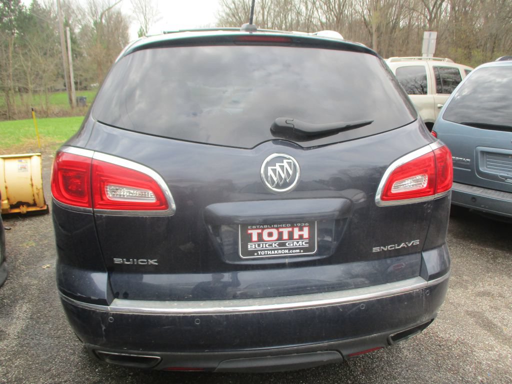 Used 2017 Buick Enclave Leather FWD image 7