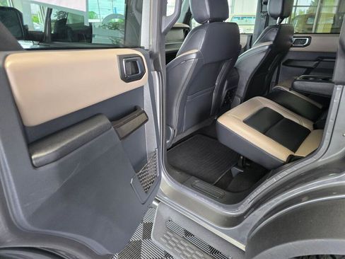 Used 2024 Ford Bronco Wildtrak AWD/4WD image 36