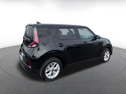 Used 2025 Kia Soul LX w/ LX Technology Package image 15