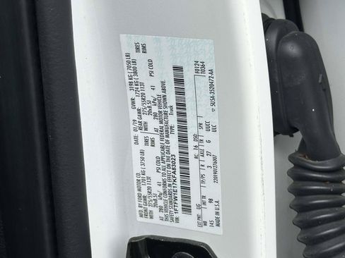 Used 2019 Ford F150 Platinum AWD/4WD image 11