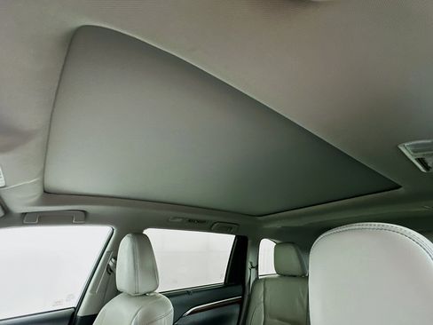 Used 2016 Toyota Highlander Limited Platinum image 27