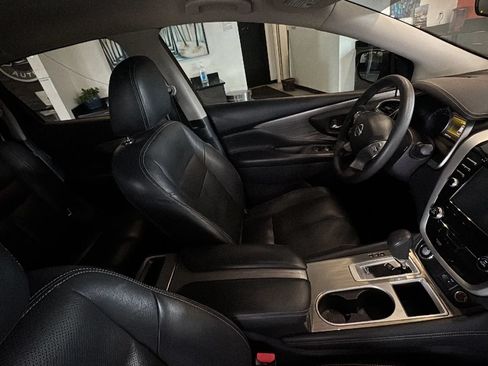 Used 2018 Nissan Murano S FWD image 19