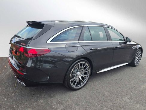 New 2026 Mercedes-Benz E 53 AMG 4MATIC Sedan image 3
