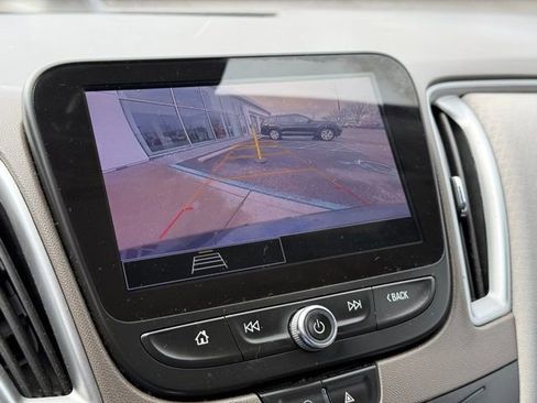 Used 2023 Chevrolet Malibu LT image 25