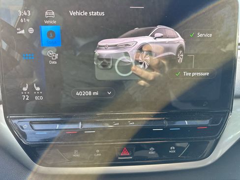 Used 2023 Volkswagen ID.4 Pro S image 12