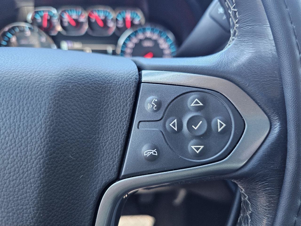 Used 2018 Chevrolet Silverado 1500 LT w/ Texas Edition AWD/4WD image 49