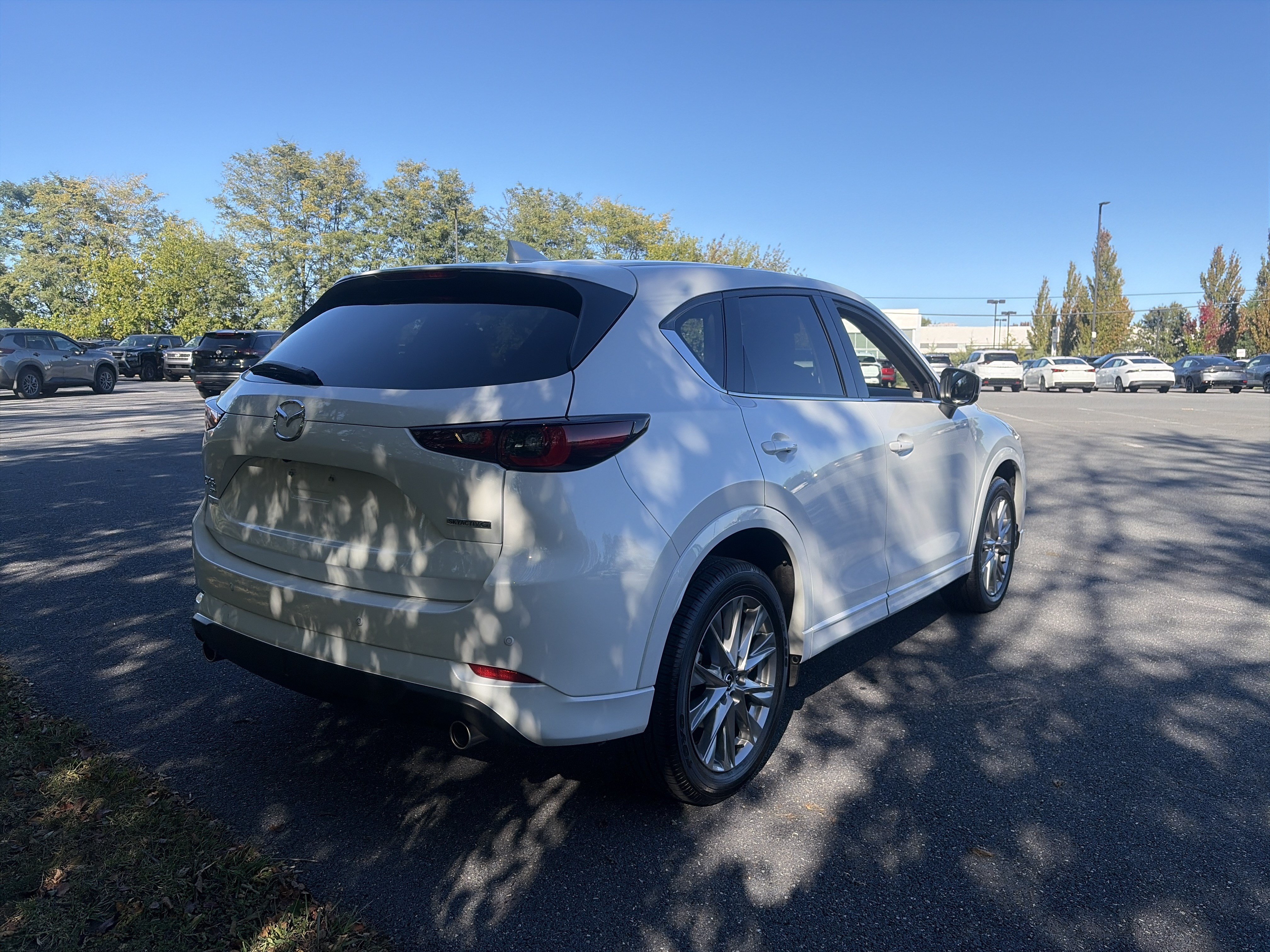 Used 2025 MAZDA CX-5 AWD 2.5 S w/ Premium Plus Pkg image 4