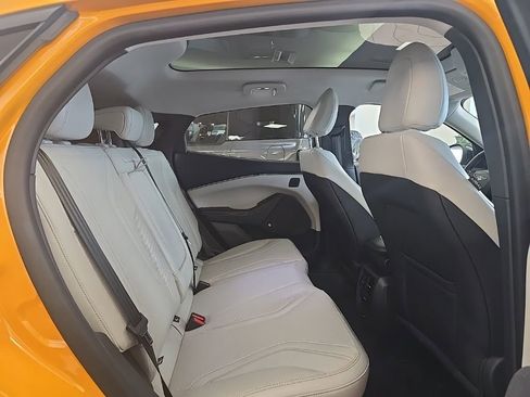 Used 2022 Ford Mustang Mach-E Premium image 36