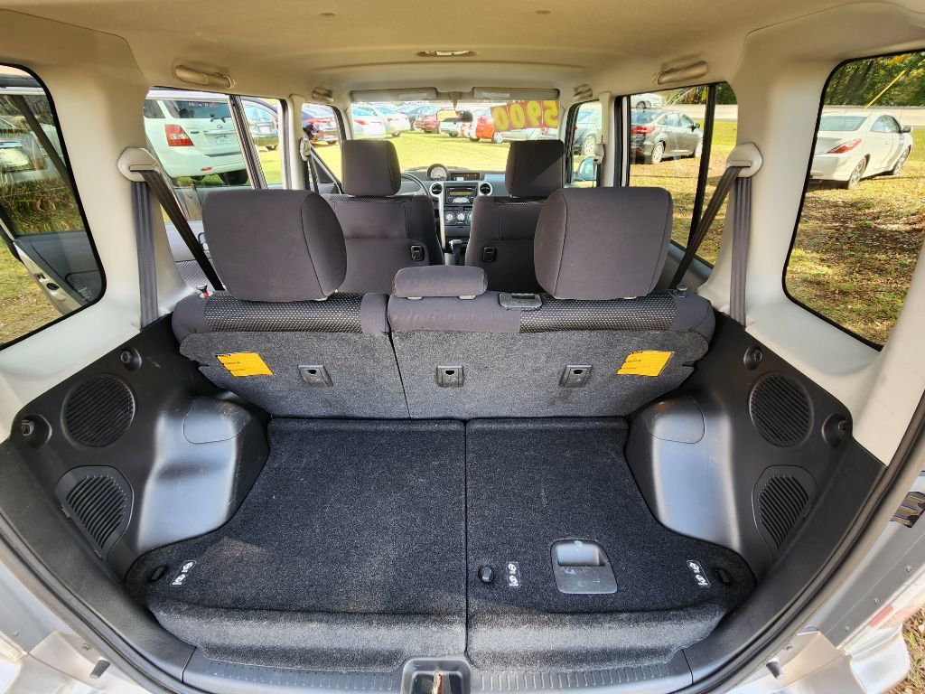 Used 2006 Scion xB FWD image 12