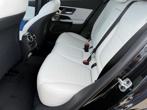 New 2026 Mercedes-Benz GLC 300 image 27