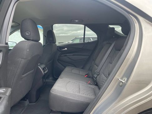 Used 2019 Chevrolet Equinox LT FWD image 9